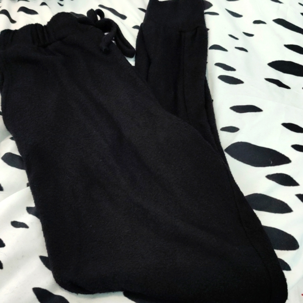 Flora Nikrooz black joggers - Picture 4 of 9